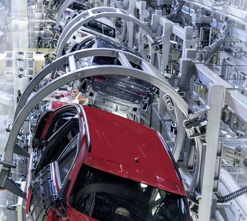 Dünya Otomobil Endüstrisi yeni üretim ve istihdam modellemesine doğru gidiyor