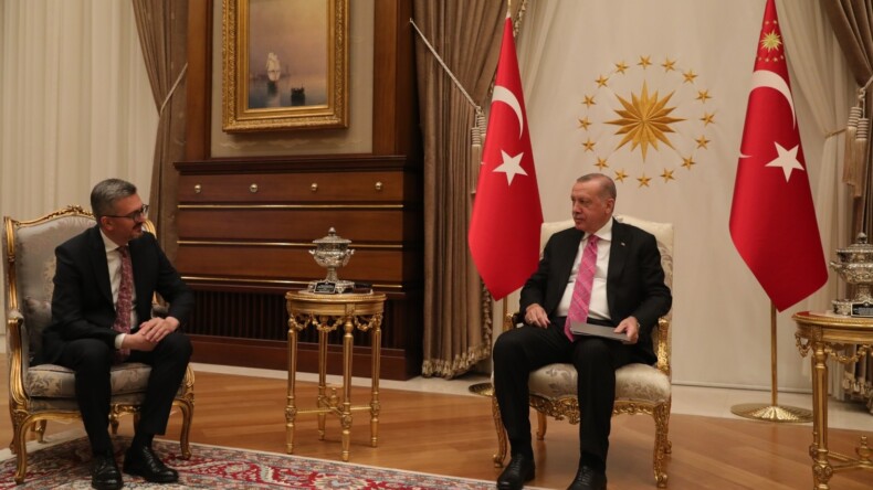Cumhurbaşkanı: ’15 Temmuz, milli irade üzerindeki vesayet zincirlerinin kırılmasında bir milat olmuştur.’