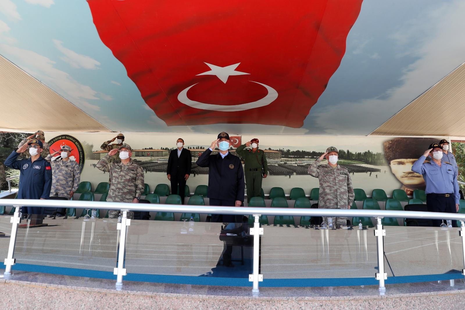 Milli Savunma Bakanı Akar: ‘Hudutlarımızın, halkımızın güvenliğini sağlayacağız.’