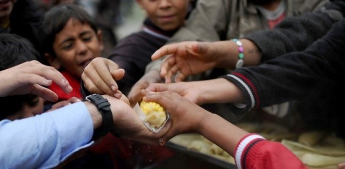 Dünyada on milyonlarca kişi kronik olarak yetersiz beslenme sınırında; yani aç!..