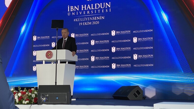 Cumhurbaşkanı: “Amorf nesil yetiştirme gayreti pahalıya mal olmuştur”