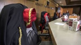 SÜRDÜRÜLME GEREĞİ VE GEREKÇESİ KALMAYAN ADLİ TATİL