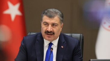 Sağlık Bakanı Koca’ dan merakla beklenen açıklama: ‘Korona aşılarımız geliyor!..’