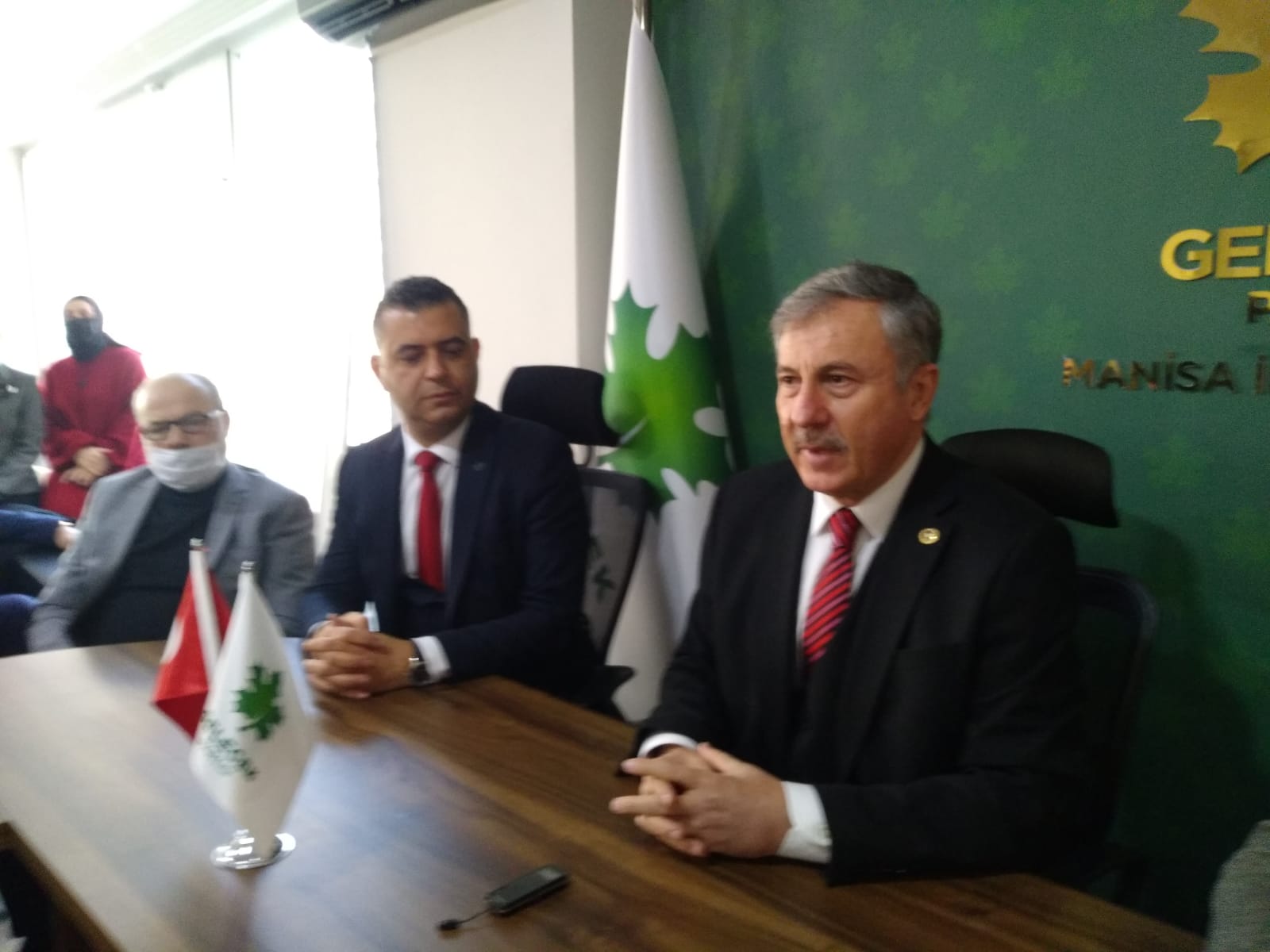 Selçuk Özdağ ‘Şiddet kültürünün ortak özelliği eleştiriye