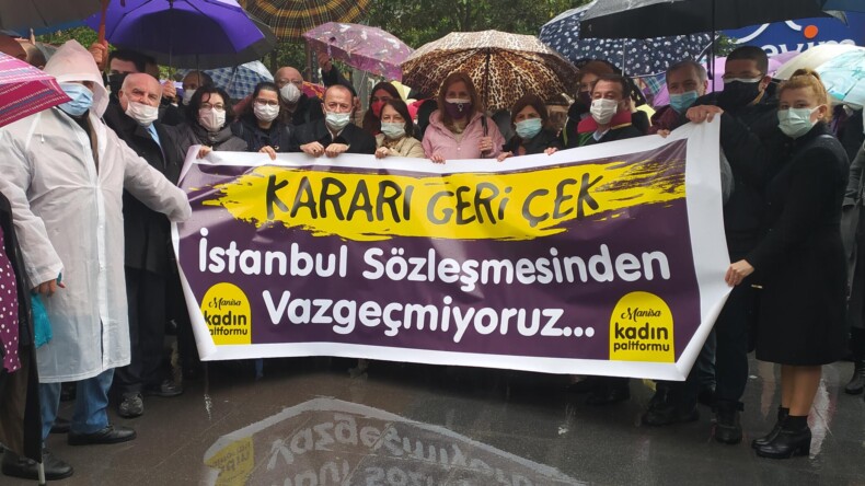 Manisa Kadın Platformu: ‘İstanbul Sözleşmesinden vazgeçmiyoruz!’