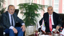TÜRK BASININ DUAYEN İSMİ YAVUZ DONAT MANİSA TSO’YU ZİYARET ETTİ