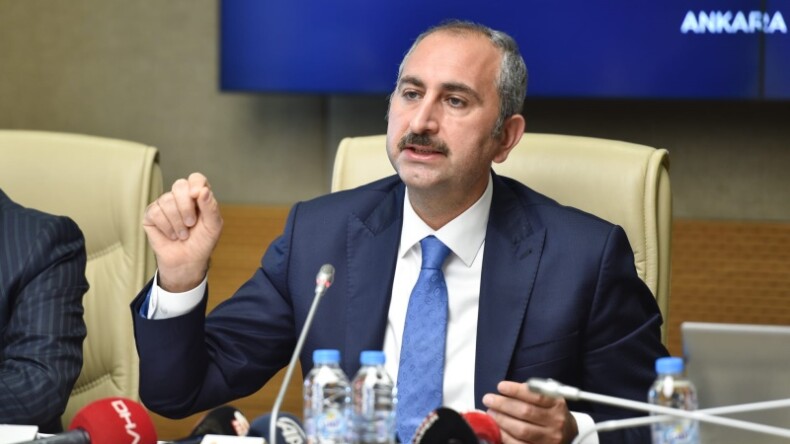 Kadına Yönelik Şiddetle Mücadele Bir İnsan Hakkı Mücadelesidir