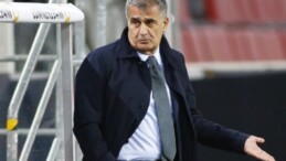 ‘Şuan 15-16 puan olmamız gerekirken, 11 puandayız.’