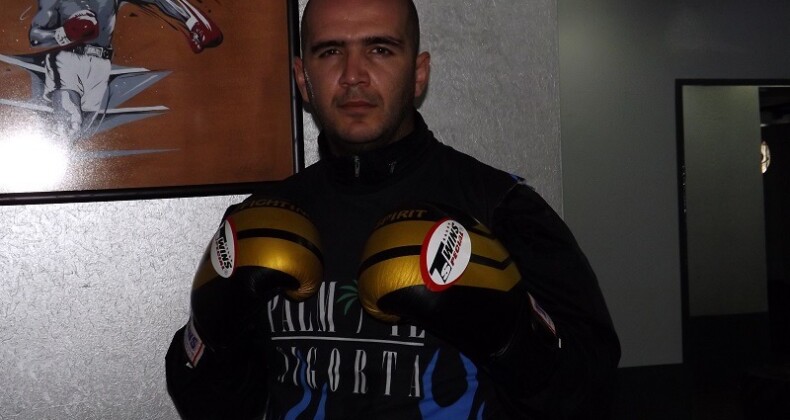 MANİSALI MİLLİ BOKS SPORCUSU GÖÇ 2022 ŞAMPİYONASINA HAZIRLANIYOR