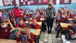 ERVA TAŞ’IN KIZILAY SEVGİSİ