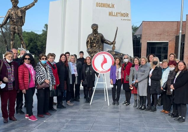 KADINLAR SİYASİ HAKLARINI KORUYACAK
