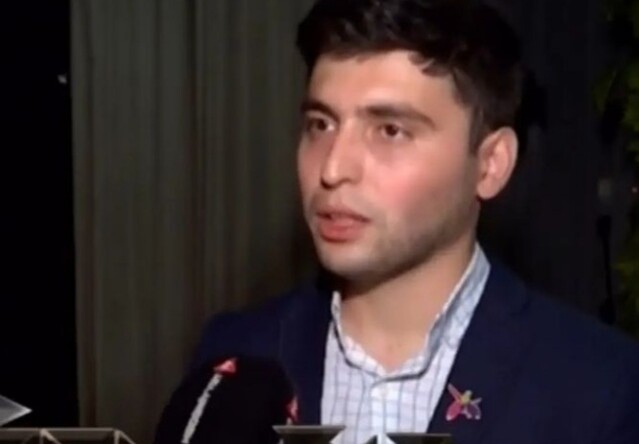 Azerbaycanlı şair – yazar Elvin Nuri’den “Ne Mutlu Türküm Diyene”