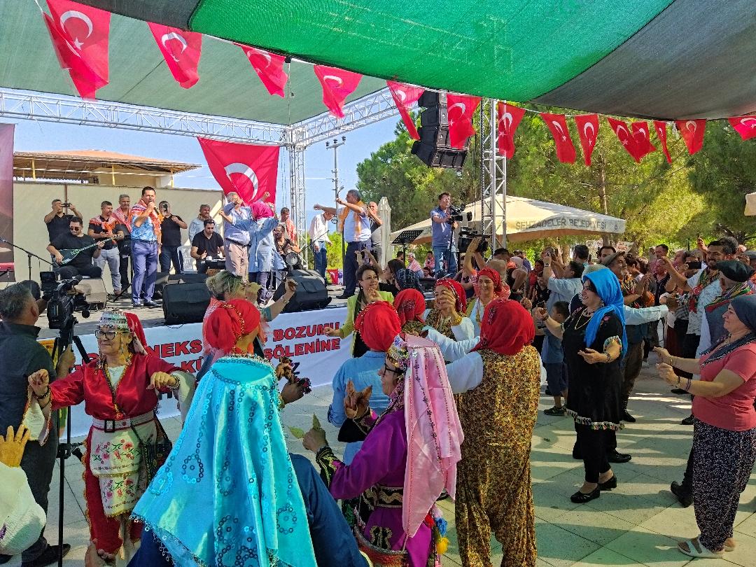 Manisa’ da Bağbozumu ve Yörük Kültür Şöleni Çoşkuyla Kutlandı