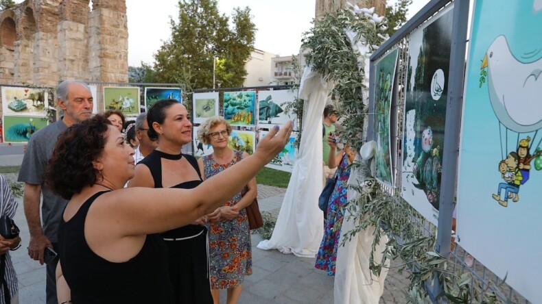 UKRAYNALI VE RUS KARİKATÜRİSTLER BARIŞ İÇİN EFES SELÇUK’TA BULUŞTU