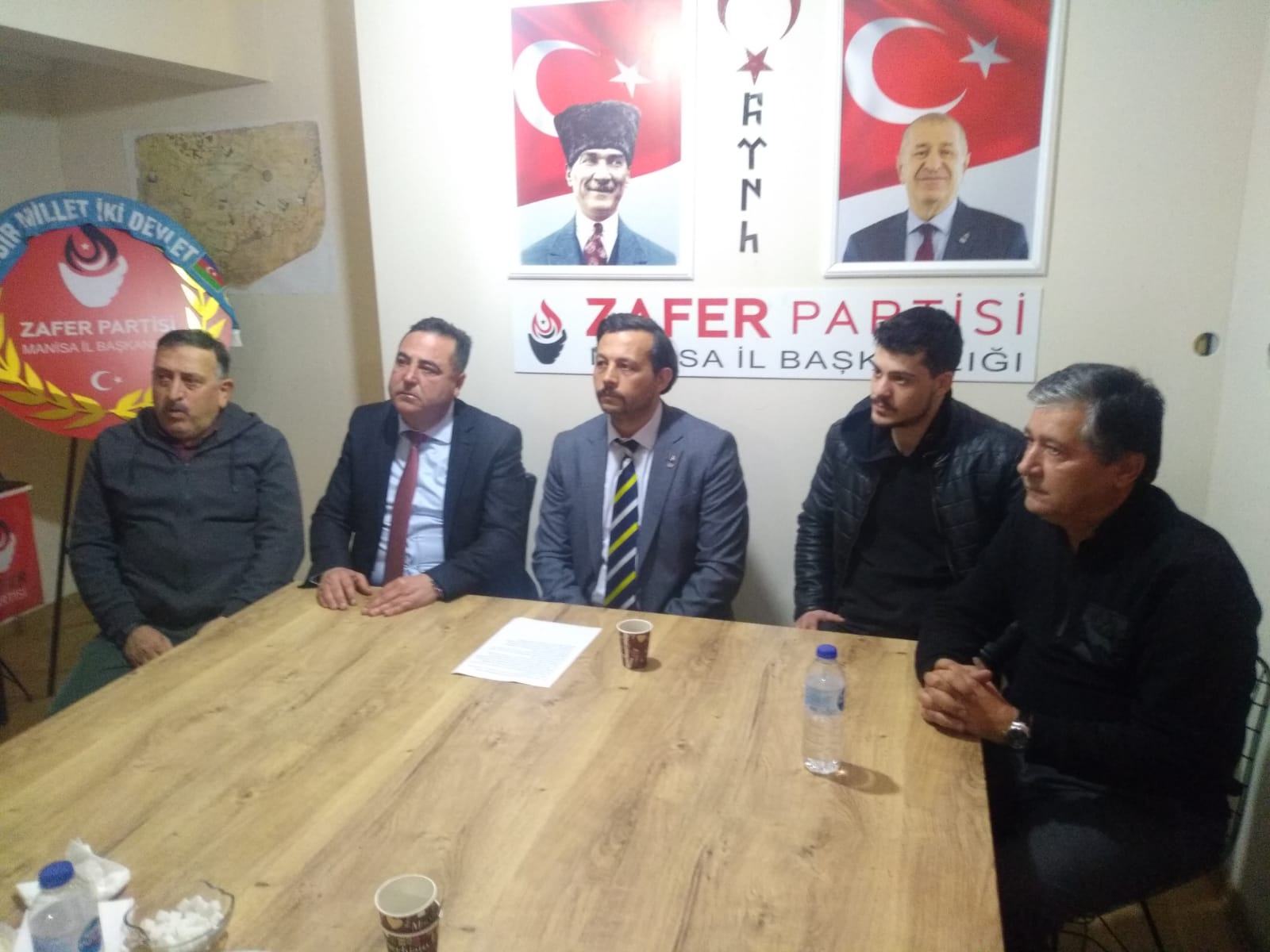 ZAFER PARTİSİ GURURLU