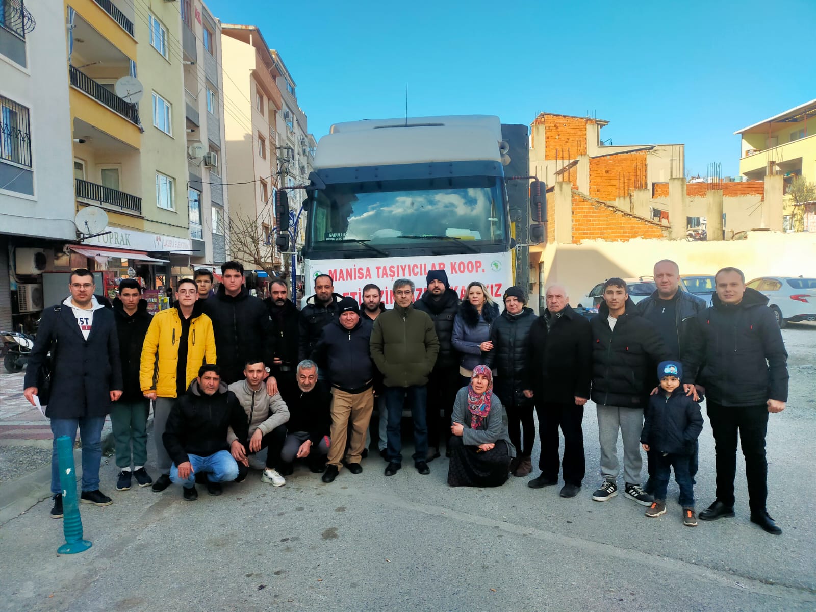 Manisa topyekün Deprem bölgesine kitlendi