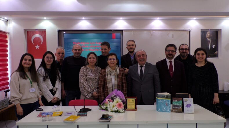Manisa Lisesinde “Kültür, Sanat ve Edebiyat Etkinlikleri” Başladı