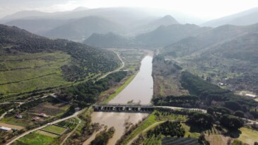 GEDİZ’İN İRRASYONALİTESİ –Siyasetin Ağır Metalleri