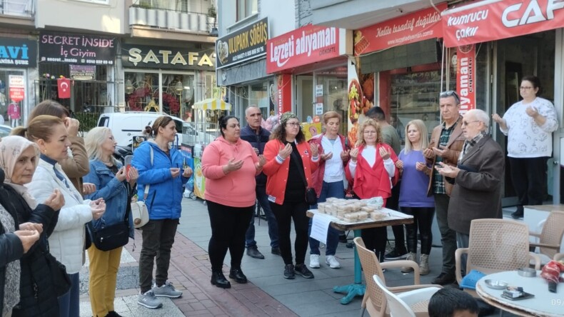 Şehitlerimiz ve Depremzedeler Unutulmadı