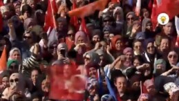 AKP’Yİ KADINLAR BİTİRDİ
