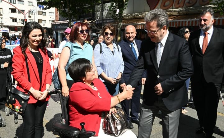 MANİSA PROTOKOLÜ ENGEL TANIMIYOR