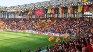 Göztepe taraftarı kombineleri tüketti