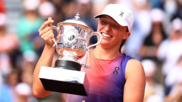Iga Swiatek, Fransa Açık’ta üst üste 3. kez şampiyon oldu
