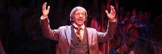 Türk Tiyatrosu Bir Devini Kaybetti