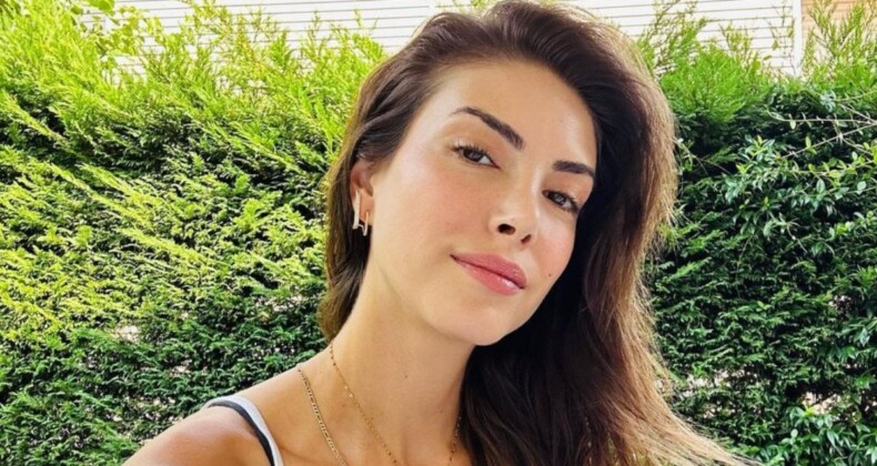 Deniz Baysal, Çağlar Ertuğrul ile yeniden bir araya geldiklerini duyurdu