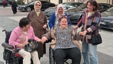 YASEMİN YILDIZ: ENGELSİZ BİR RAMAZAN AYI YAŞIYORUZ