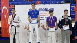 MANİSA SPOR LİSESİNDEN ÇİFTE BAŞARI