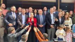 Manisalılar CHP’nin ‘Adalet’ ve ‘Hukuk’ Sandığına Koştu