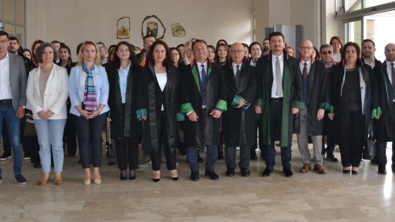 Manisa’daki Savunma Avukatları günlerini 48 Saat gecikmeli kutladı.