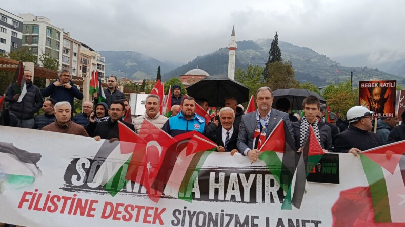 Manisa Filistin’e Destek Platformu’ndan Basın Açıklaması