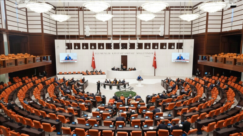 Trafik cezalarını artıran kanun teklifi, TBMM Adalet Komisyonu’nda