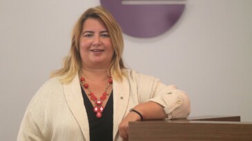 İzmir, sağlıkta yapay zeka uygulamalarıyla yüksek katma değer yaratabilir’