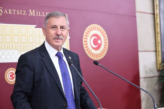 ‘Biz haklı çıkarsak, Siz de bu milleti zehirlediğinizi kabul edin’