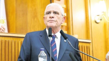 Muhalefetten operasyon ve gözaltılara sert tepki