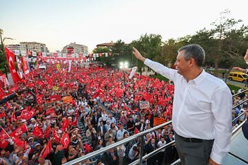 CHP lideri Özel: ‘Türkiye’nin umudu kardeşlik, birlikteliktedir!’