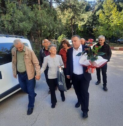 Manisa Yetiştirme Yurdu 2. Kuşak Mezunlarından Öğretmenlerine vefa ziyareti