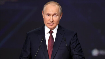 Putin: Batılı seçkinlerin saldırgan eylemleri enerji mimarisinin bozulmasına neden oluyor