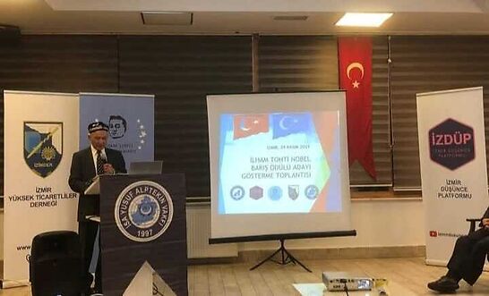 İzmir’ in akademik dünyası Uygur Türkü İlham Tohti için bir araya geldi.