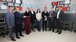 OKUL-SANAYİ İŞ BİRLİĞİYLE OKULLARA BİLGİSAYAR BAĞIŞI YAPILIYOR