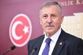 Selçuk Özdağ’dan kira vergisi düzenlemesine tepki