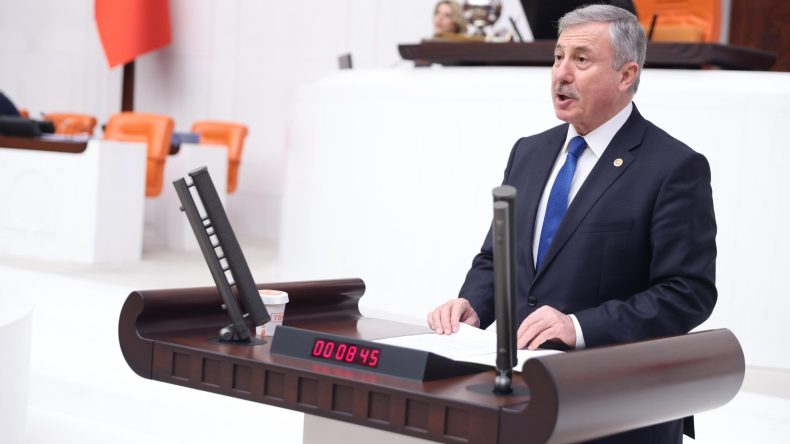 Manisa Hızlı Trenin Akıbeti ve Şehir İstasyonu Neden Cevapsız Bırakılıyor?